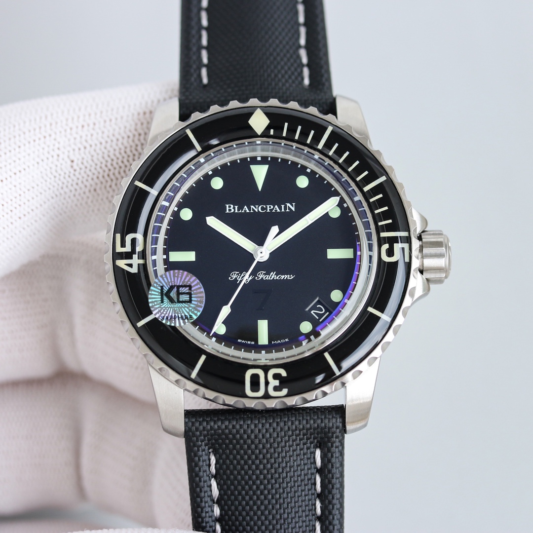 Blancpain Fifty Fathoms 45mm White / Blue - watch1686