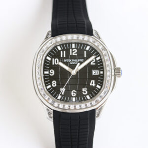 Patek Philippe Aquanaut 38.8mm White / Gold - watch1725