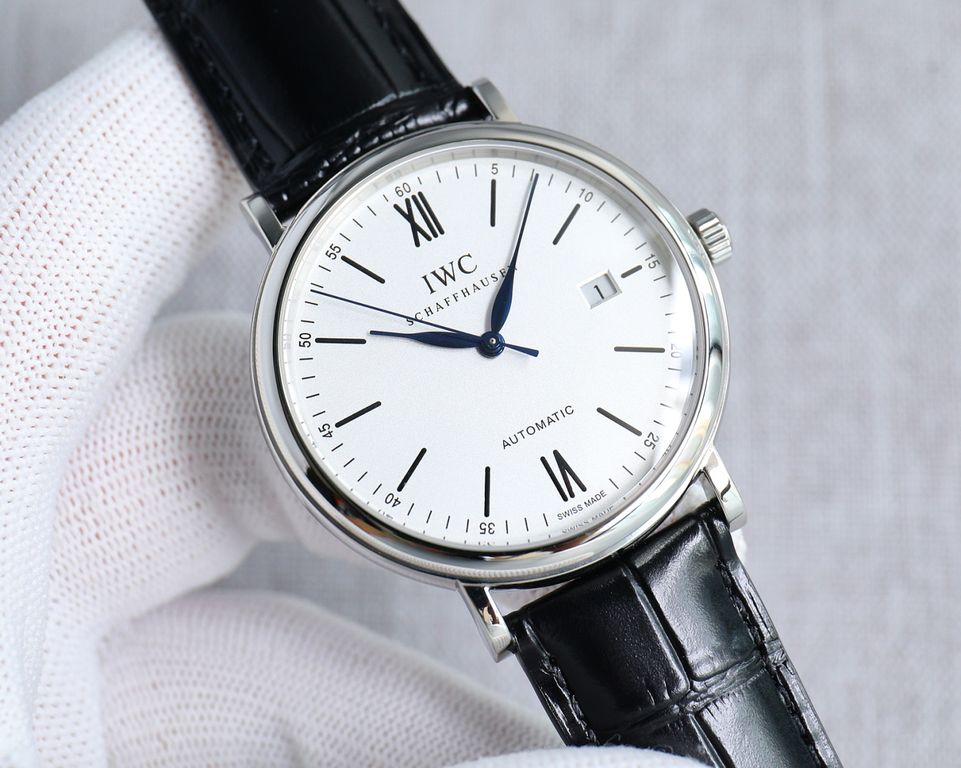 Classic Watch 40mm Blue / Gold - watch1741
