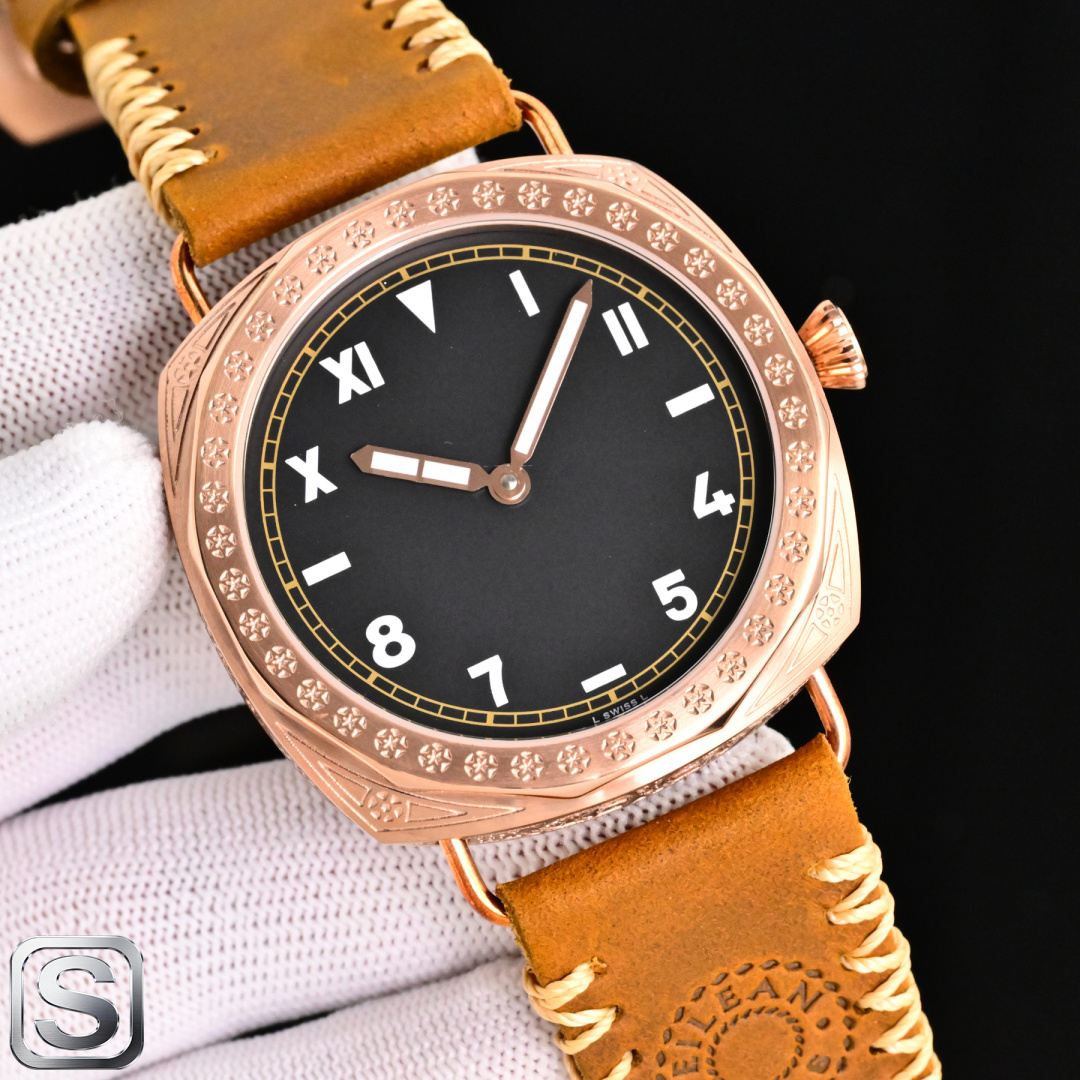 Classic Watch 47mm Silver - watch1755
