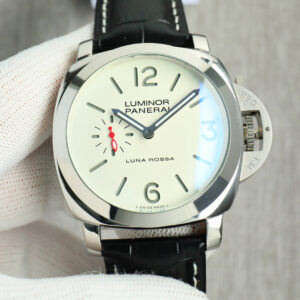 Classic Watch 44mm Black / White - watch1782