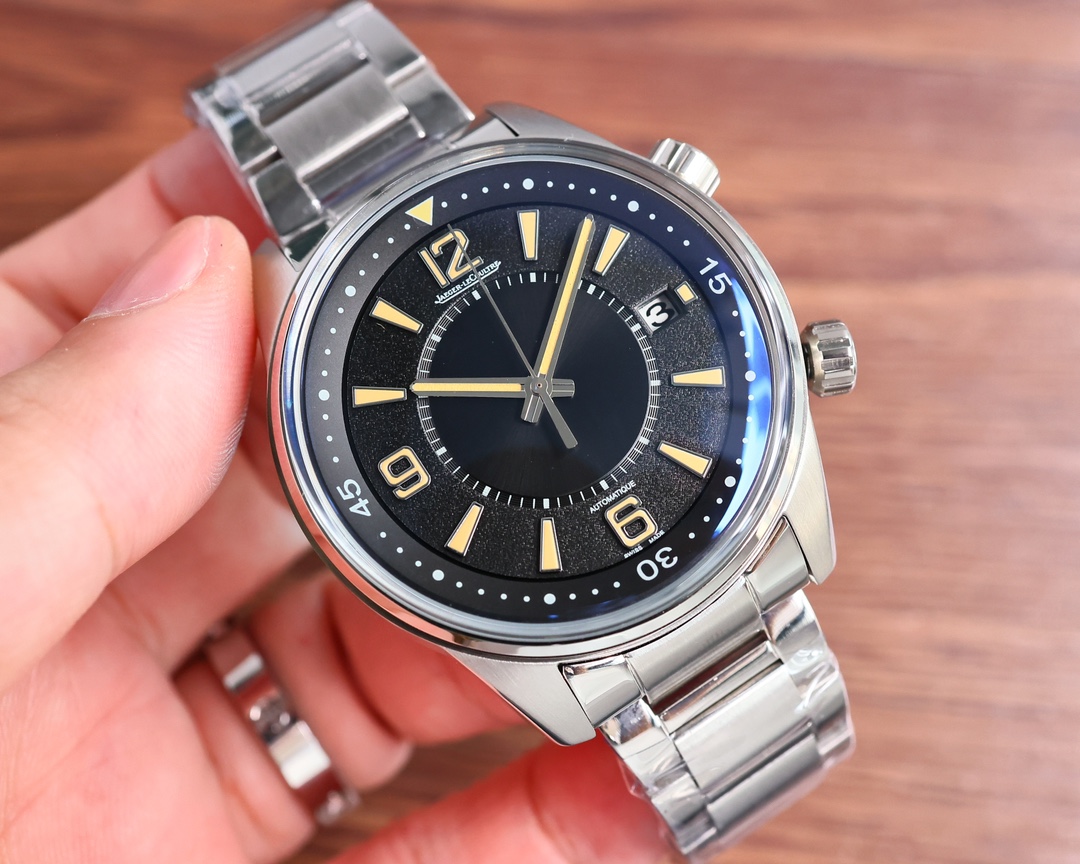 Jaeger-LeCoultre Watch - watch1833