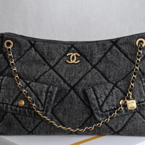 bag0641 Chanel Hobo Black Gold Hardware