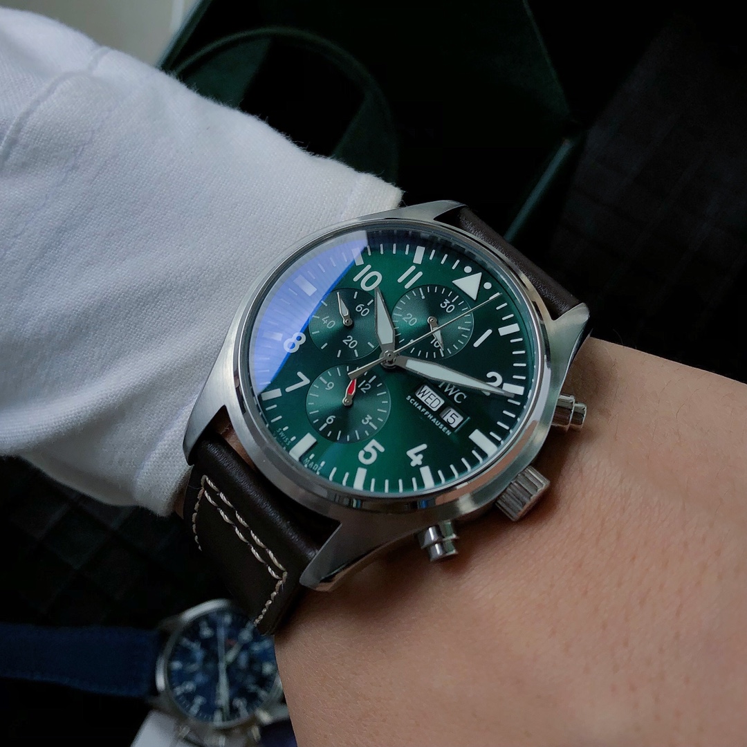 IWC Pilot 43mm Silver - watch1954