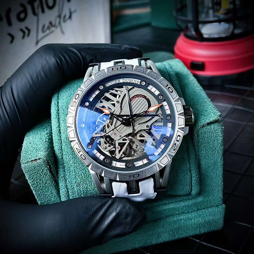 Classic Watch 46mm - watch2086