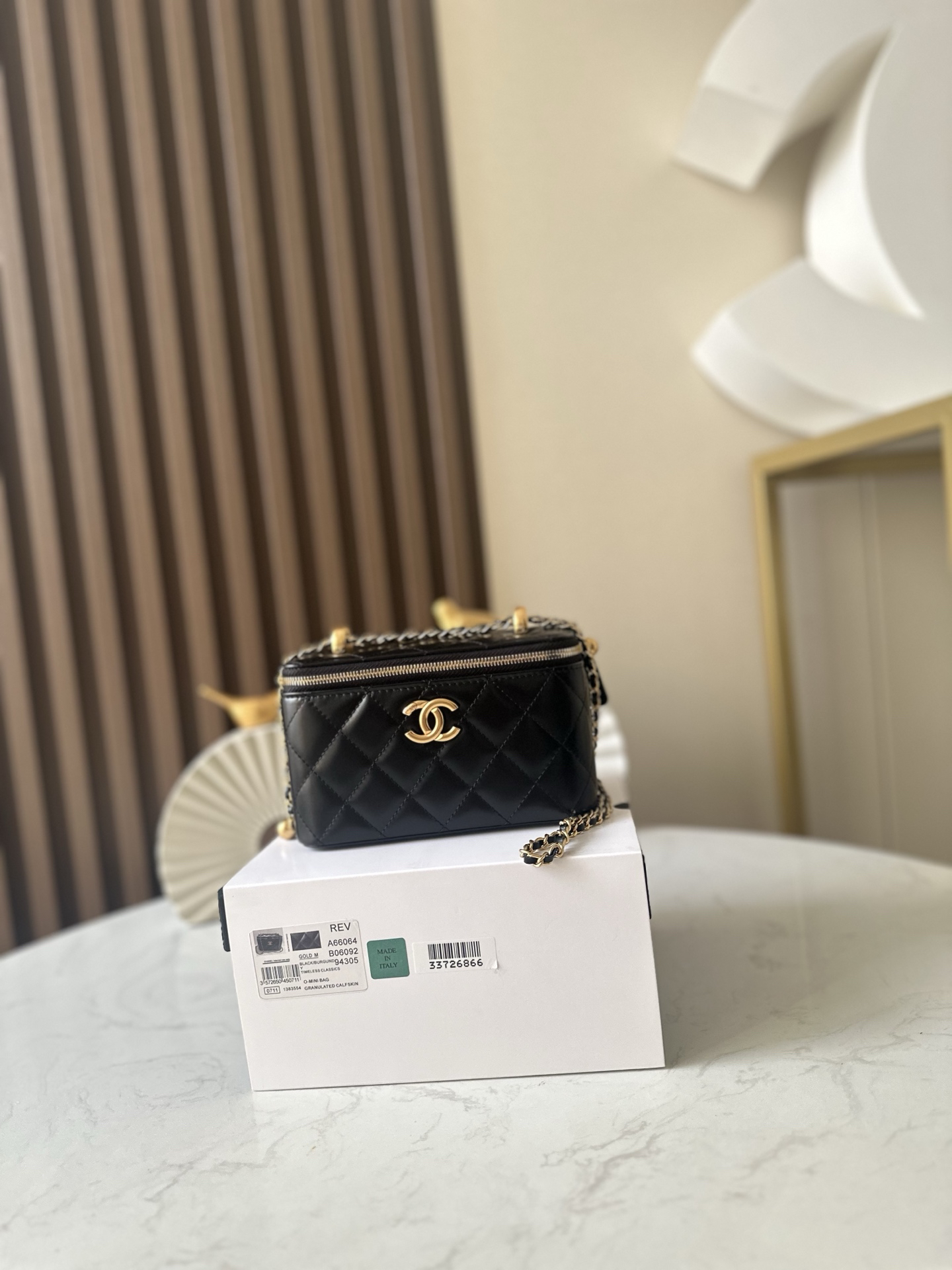 bag0679 Chanel Bag Black Gold Hardware
