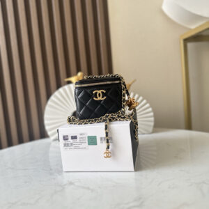 bag0681 Chanel Vanity Black Gold Hardware