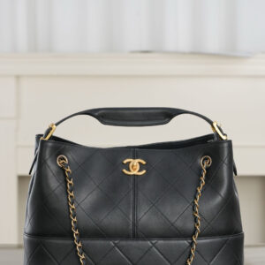 bag0797 Chanel Tote Small Black Gold Hardware