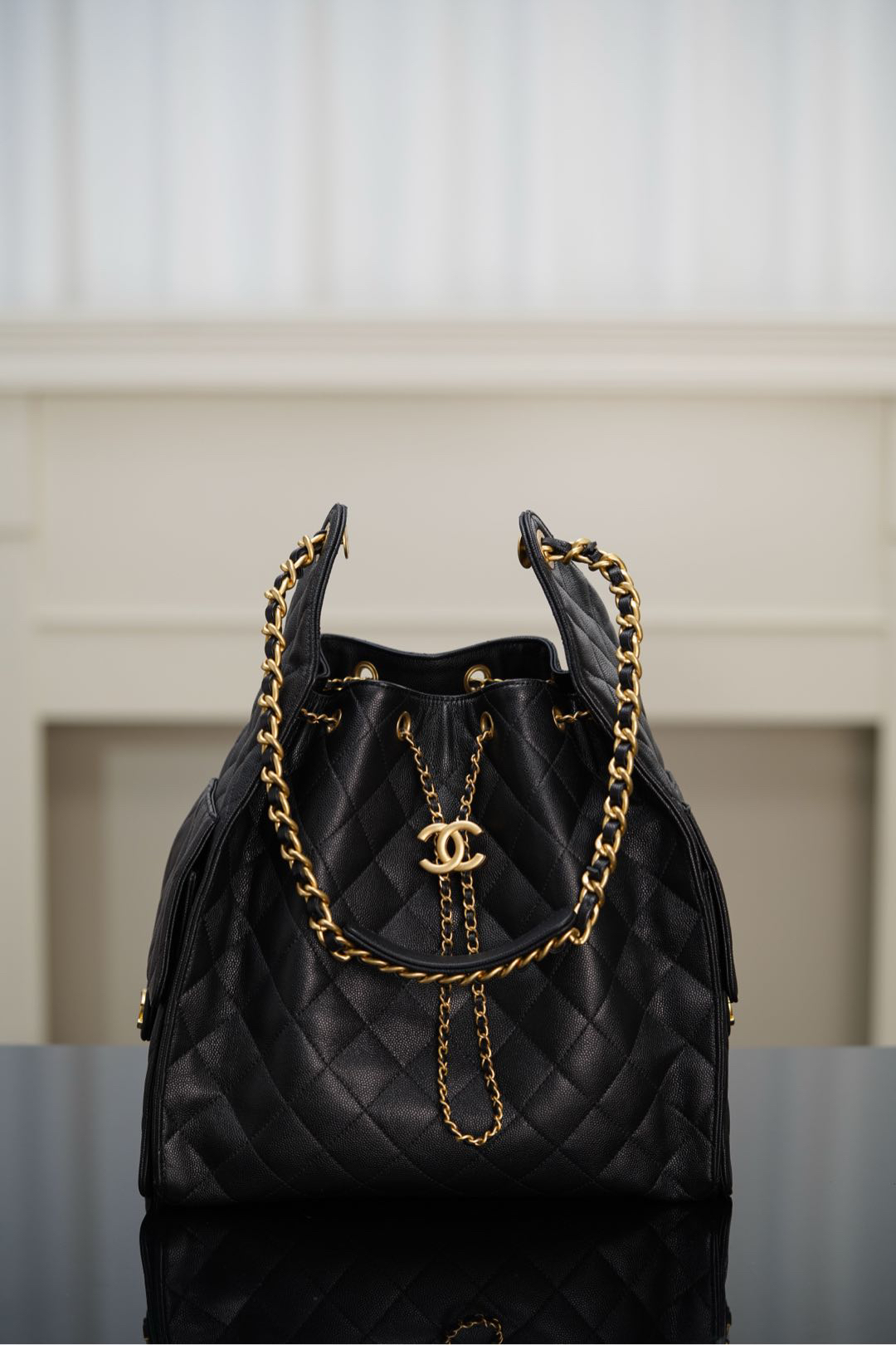 bag0802 Chanel 25 Bag Hobo Large Black Gold Hardware
