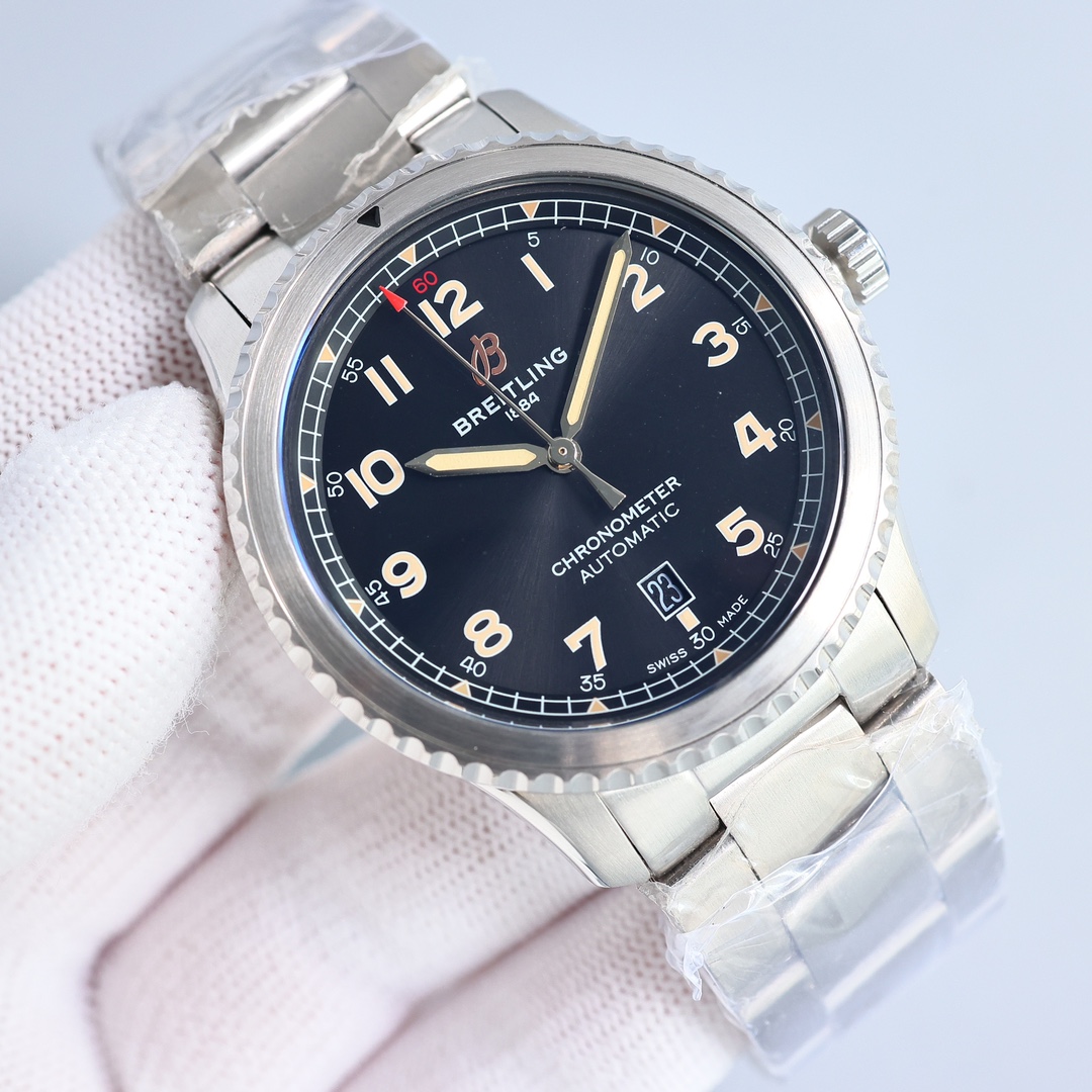 Breitling Pilot 41mm White / Rose Gold - watch0073 - Image 2