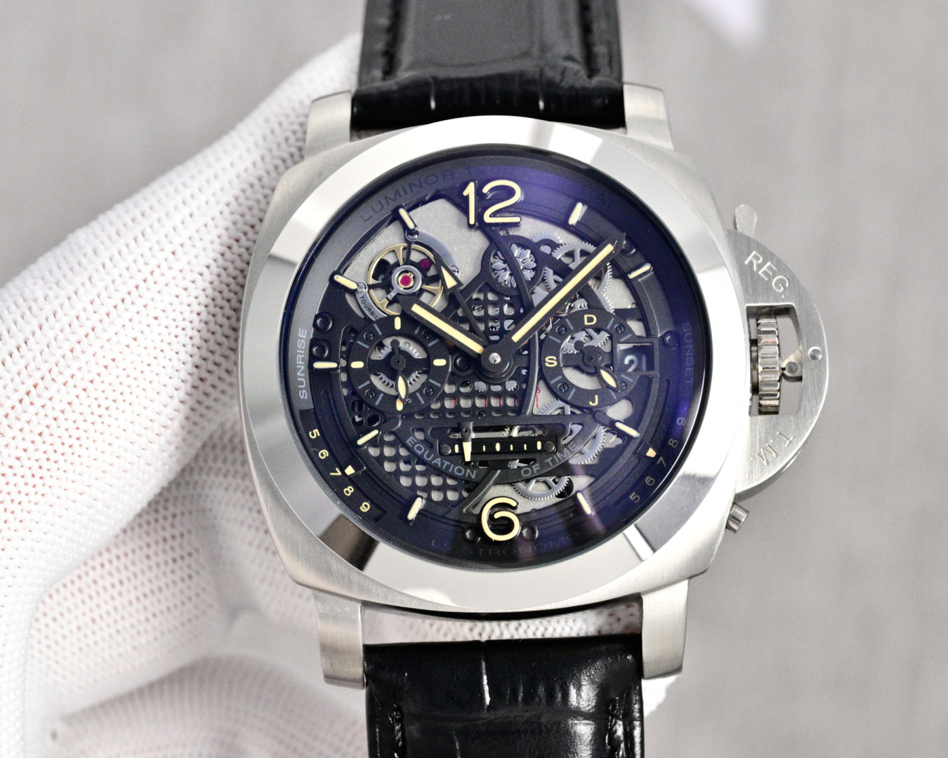 Panerai Luminor 44mm Black / White - watch0113 - Image 2