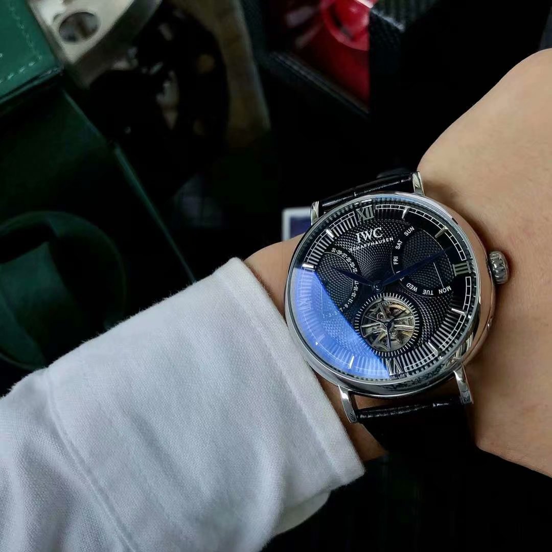 IWC Watch 43mm - watch0162 - Image 2