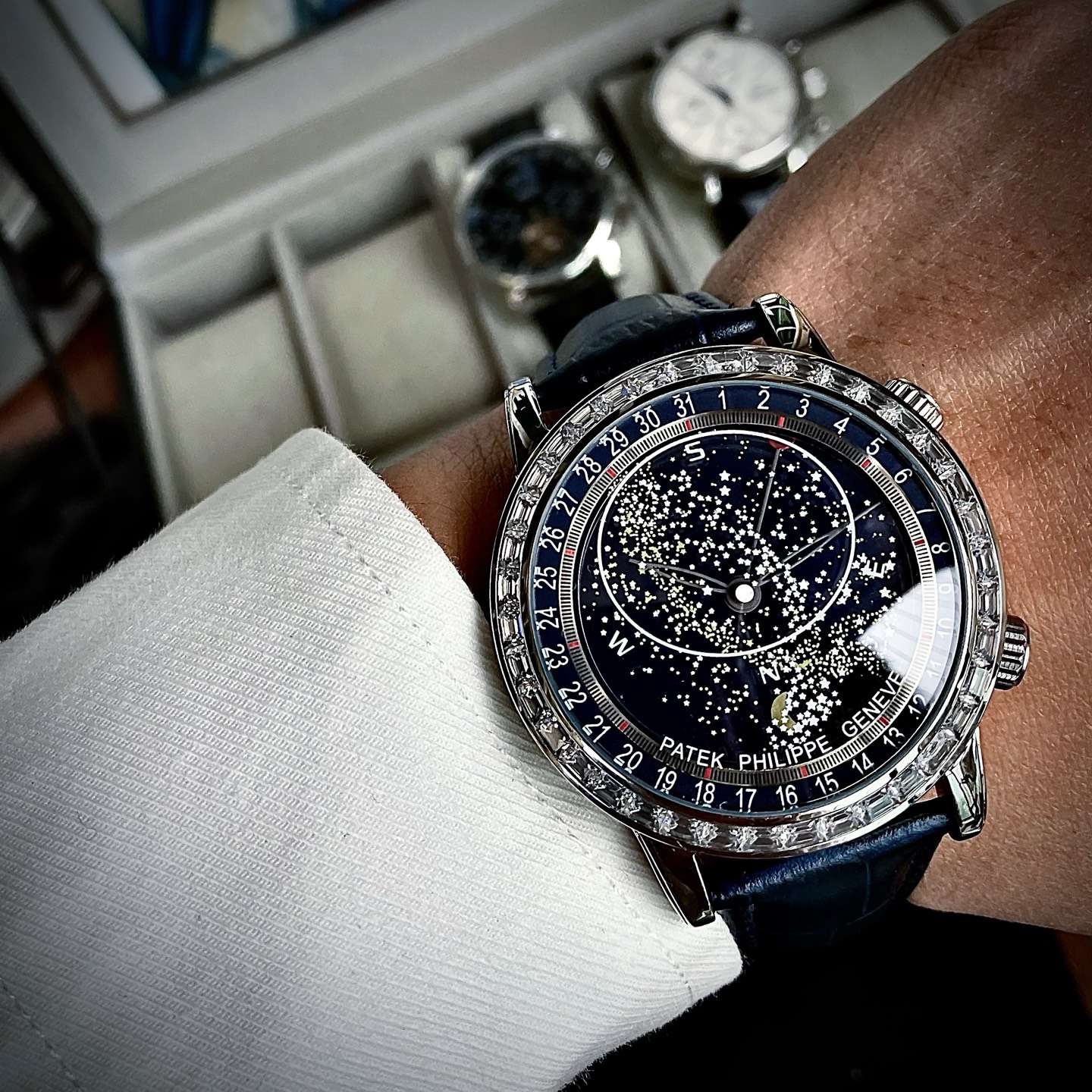 Classic Watch Blue / Gold - watch0284 - Image 2