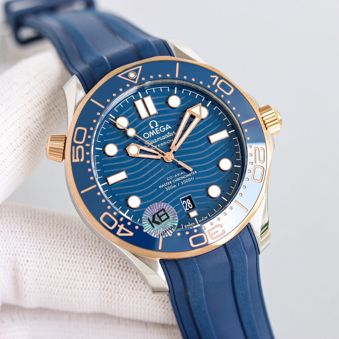 Omega Seamaster 42mm Black / Silver - watch0321 - Image 2