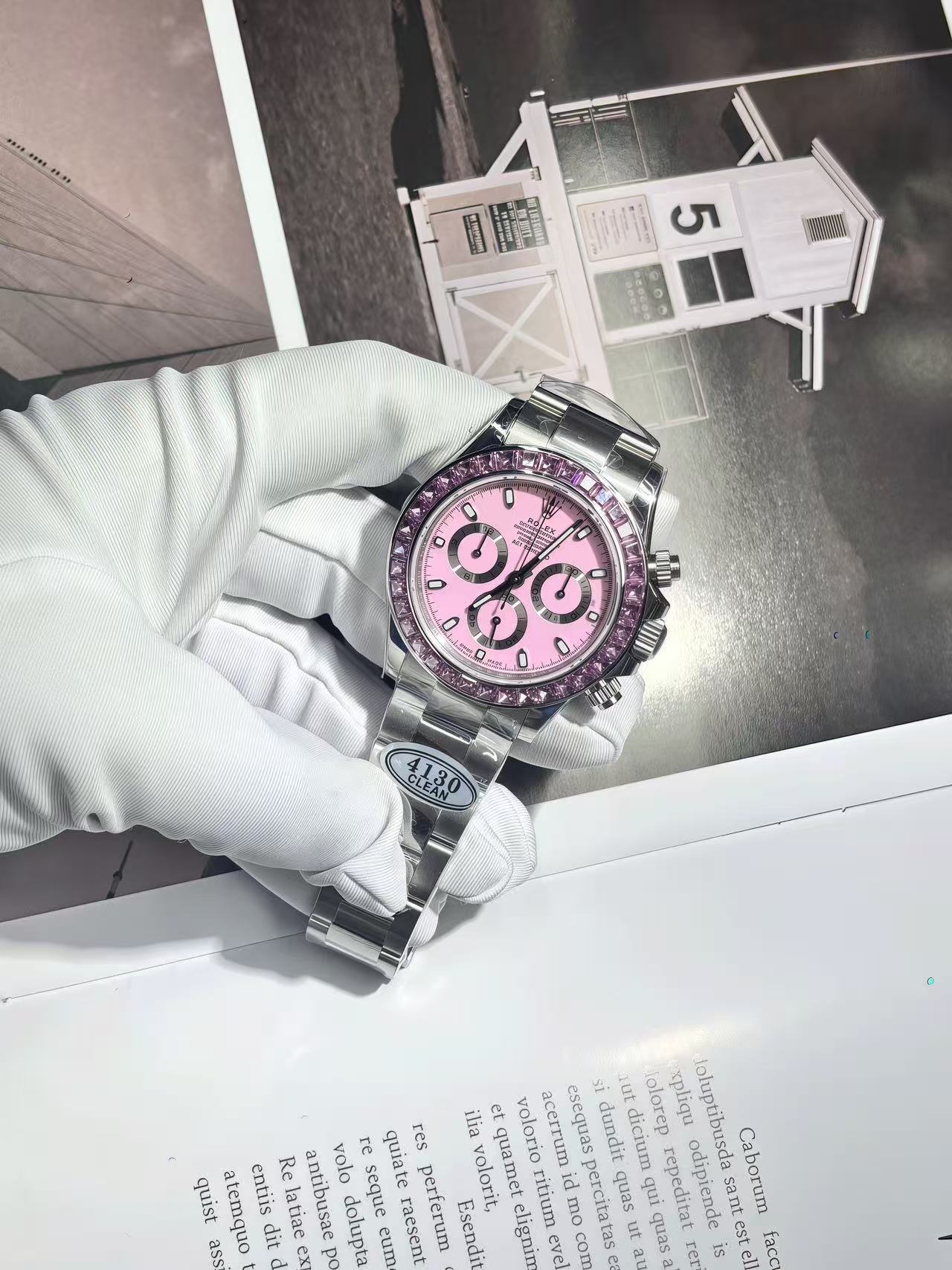 Classic Watch - watch0353 - Image 2