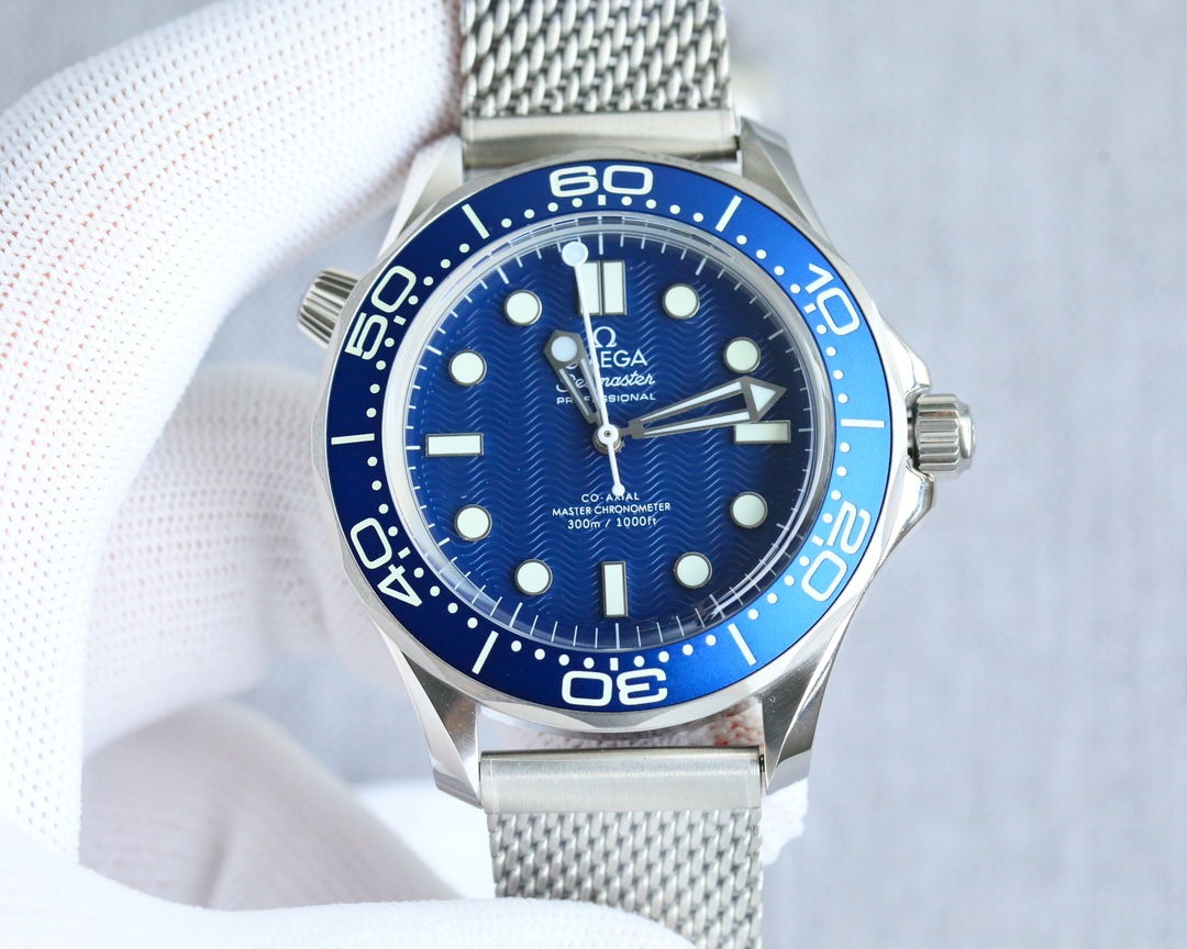Omega Seamaster Silver - watch0385 - Image 2
