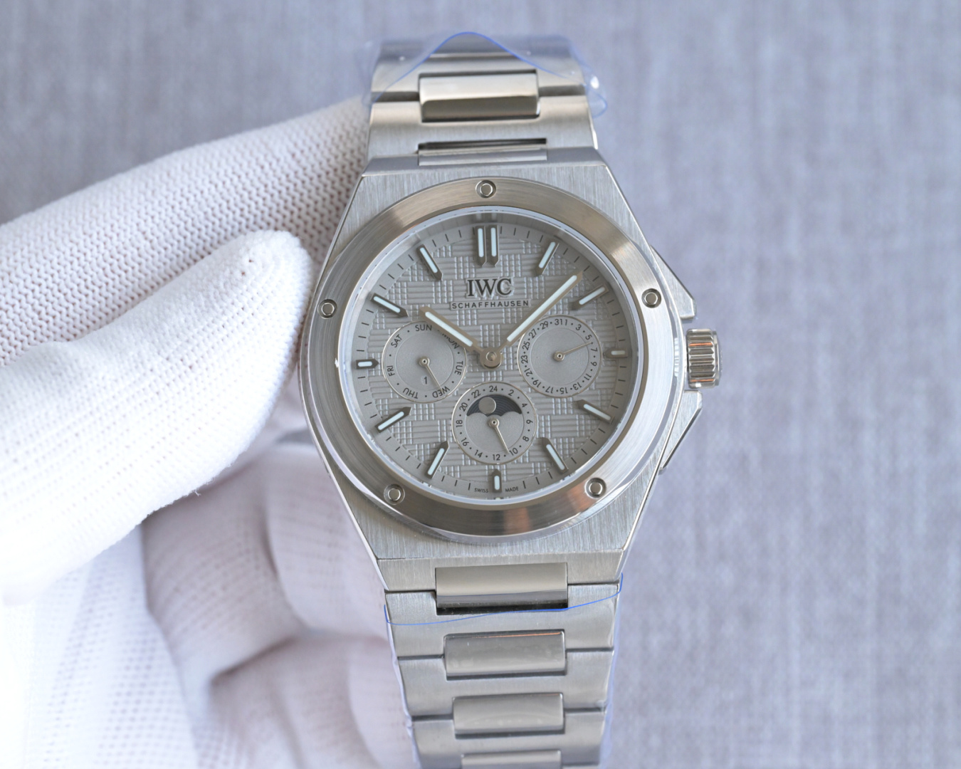 IWC Watch 41.6mm White - watch0386 - Image 2