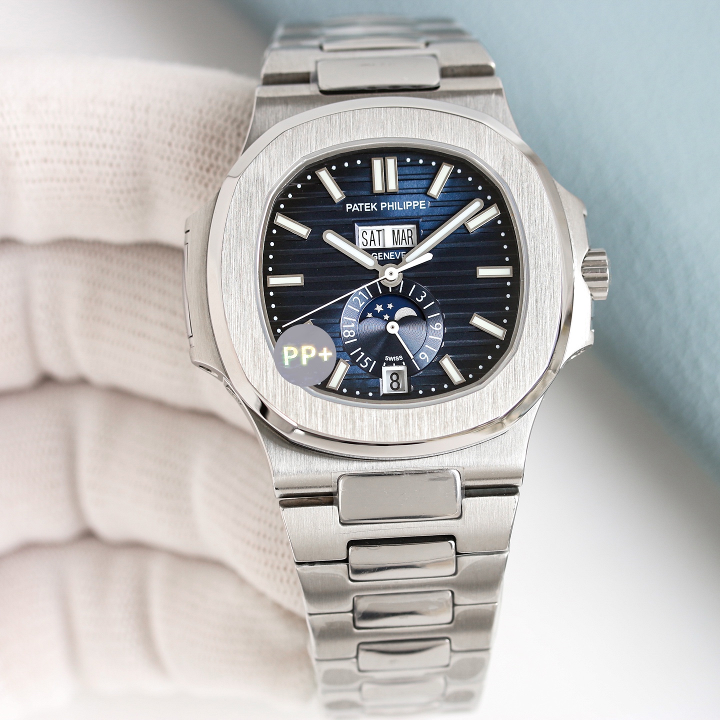 Patek Philippe Nautilus - watch0394 - Image 2