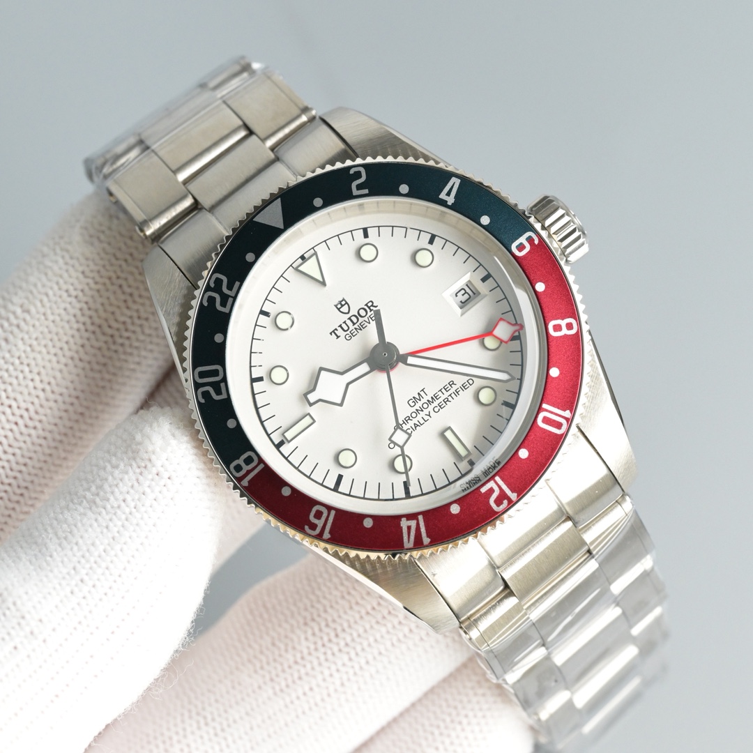 Rolex GMT-Master 41mm White / Rose Gold - watch0441 - Image 2