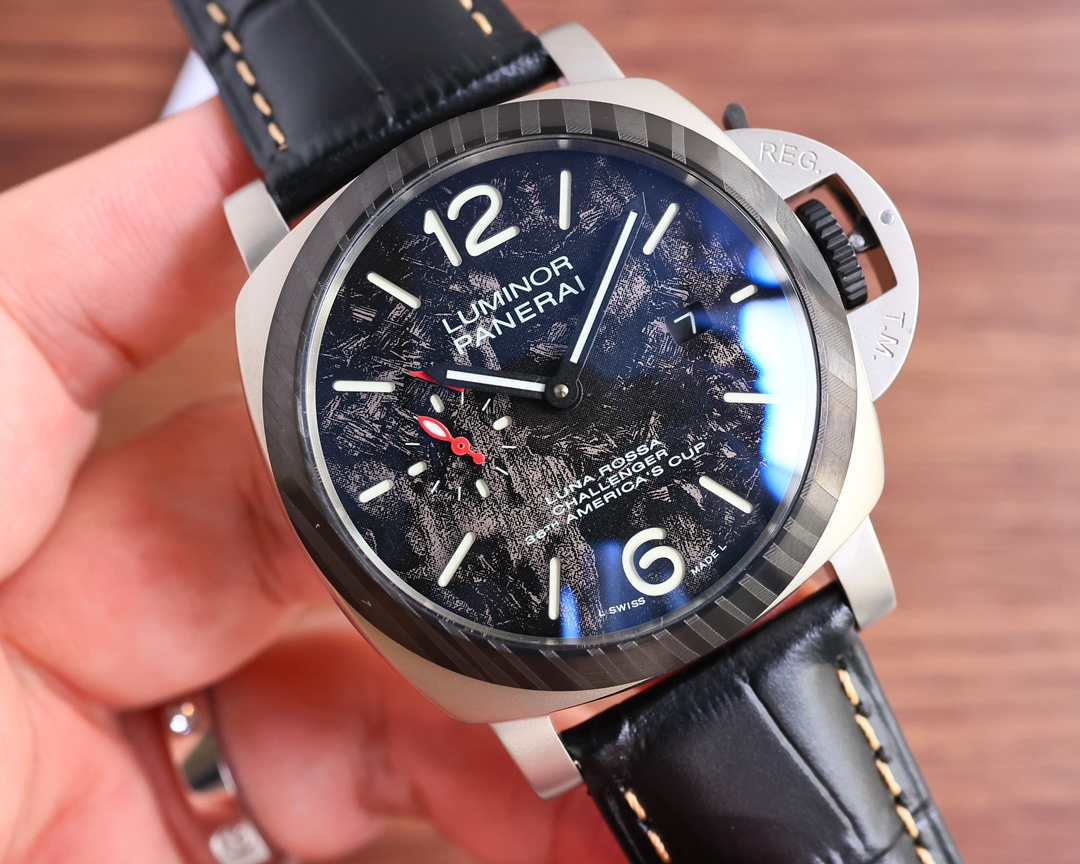 Classic Watch 47mm - watch0469 - Image 2