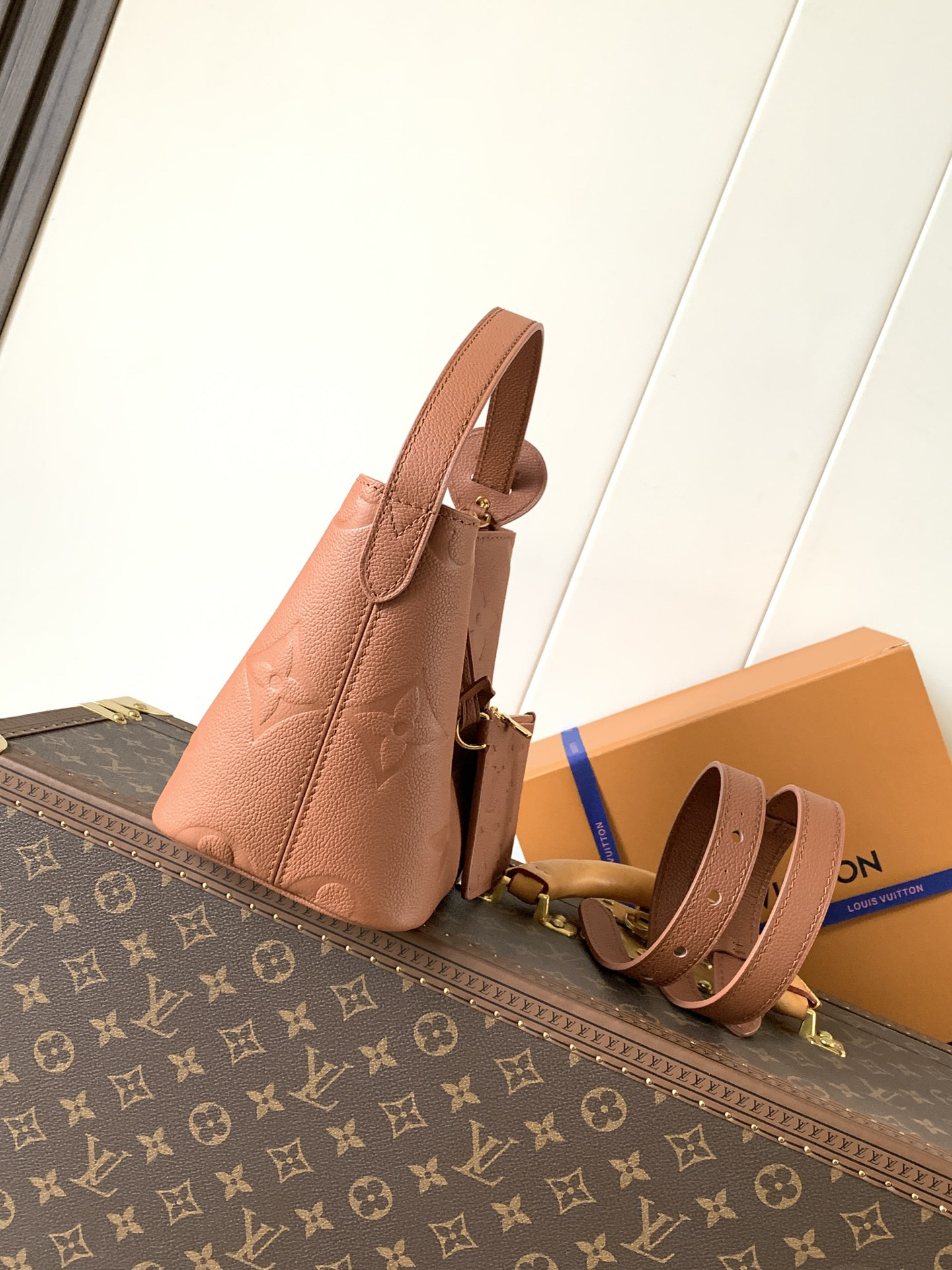 lv0117 Louis Vuitton M28820 M2643 Wallet Small with Dynamic Code - Image 2