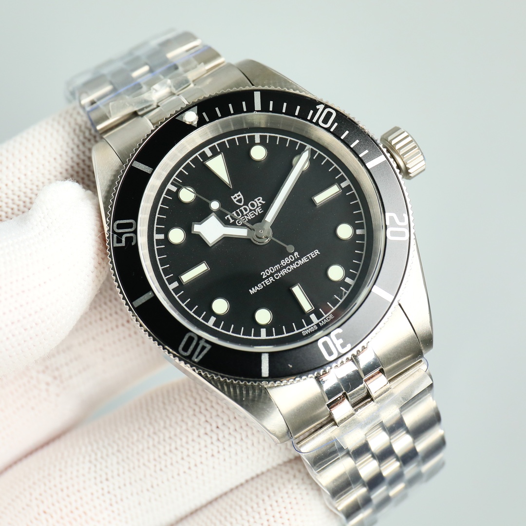Rolex Submariner 41mm - watch0586 - Image 2