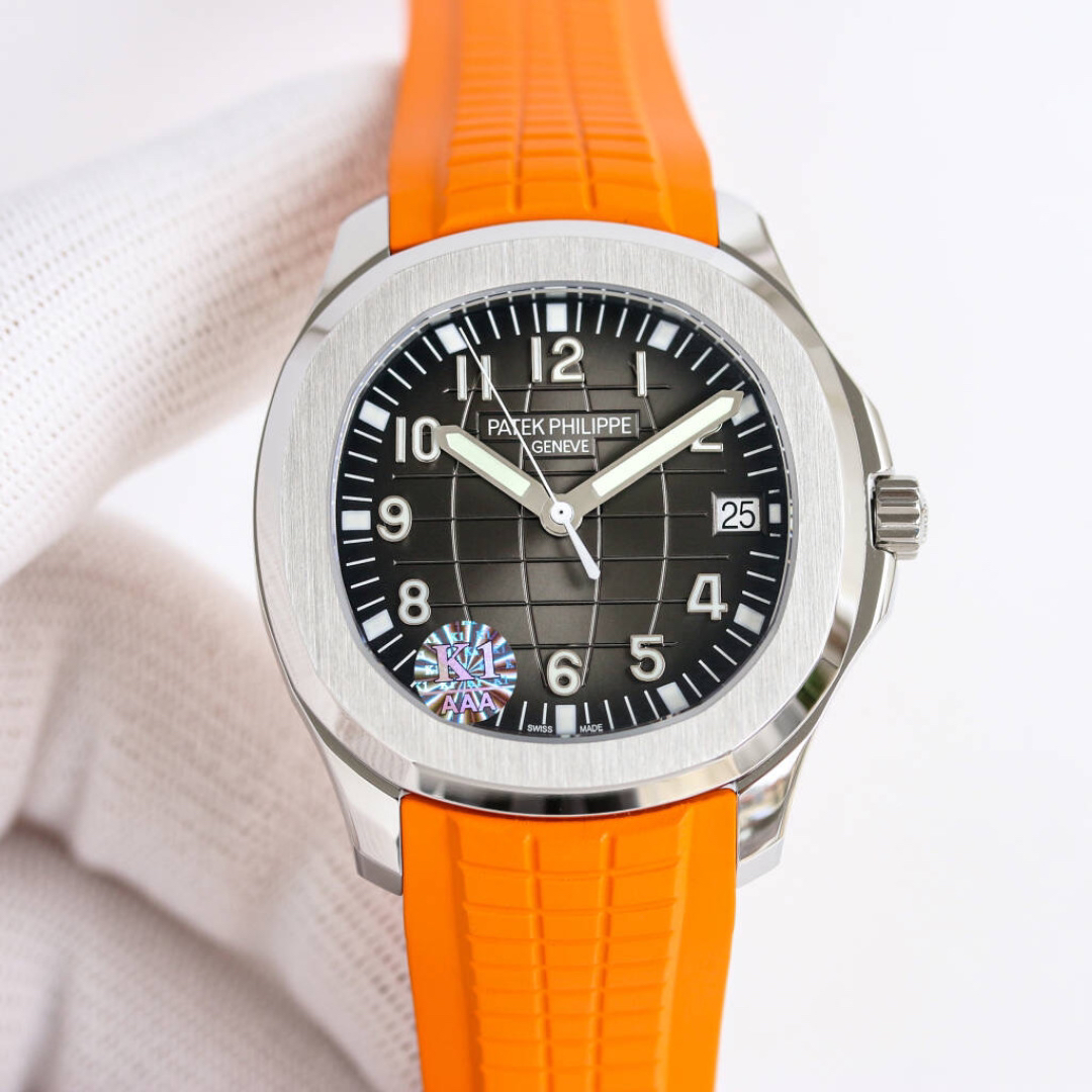 Patek Philippe Aquanaut Green - watch0598 - Image 2