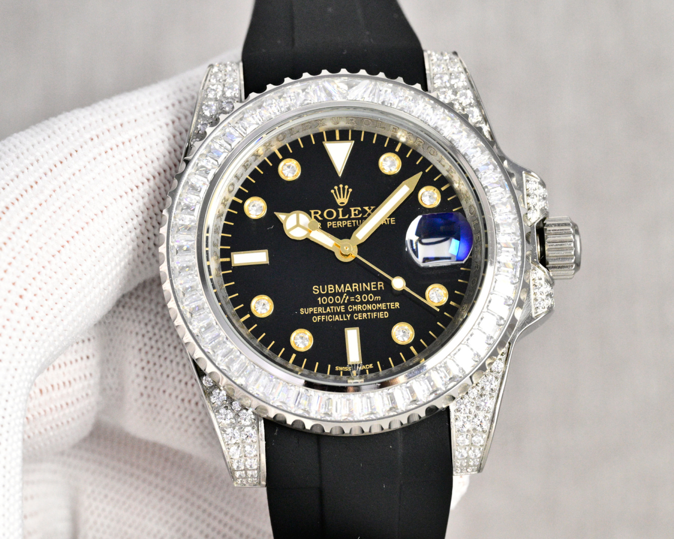 Rolex Submariner 40mm White / Gold - watch0615 - Image 2