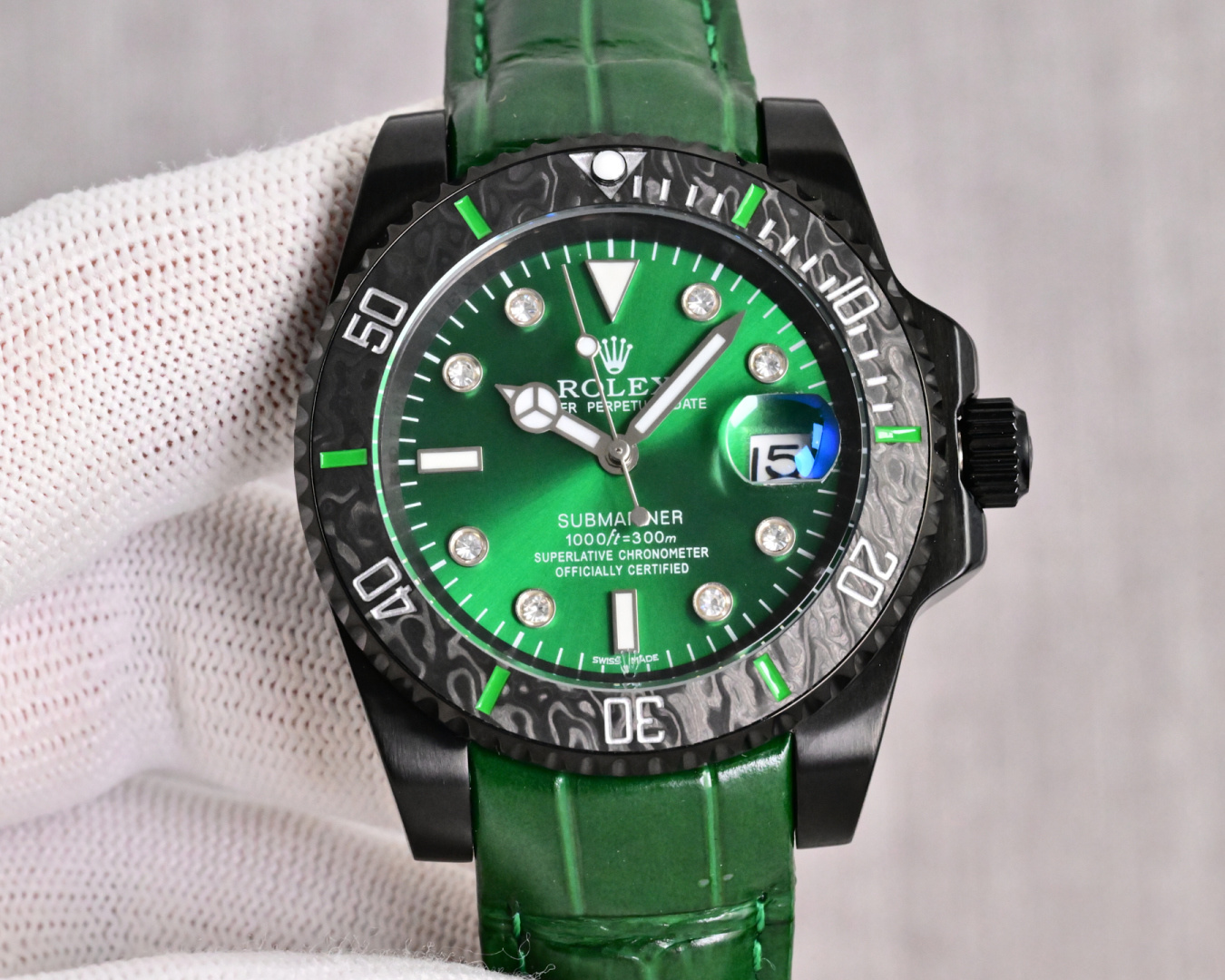 Rolex Submariner 40mm - watch0680 - Image 2