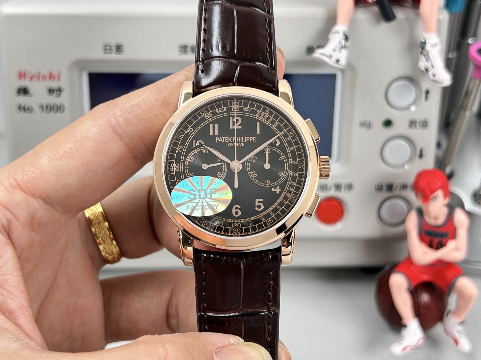 Patek Philippe Watch 42mm Rose Gold / Silver - watch0695 - Image 2