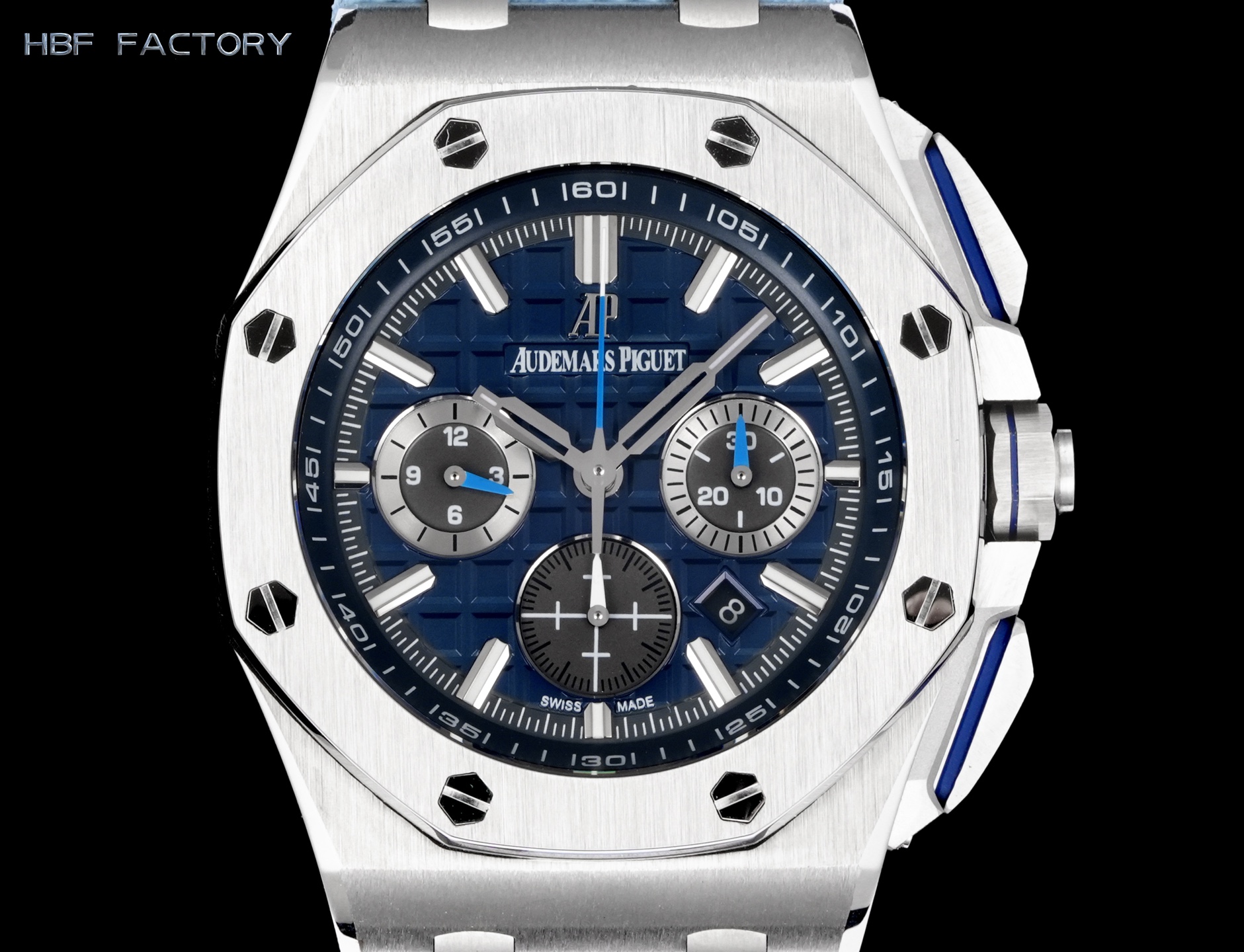 Audemars Piguet Royal Oak 44mm Black / Silver - watch0697 - Image 2