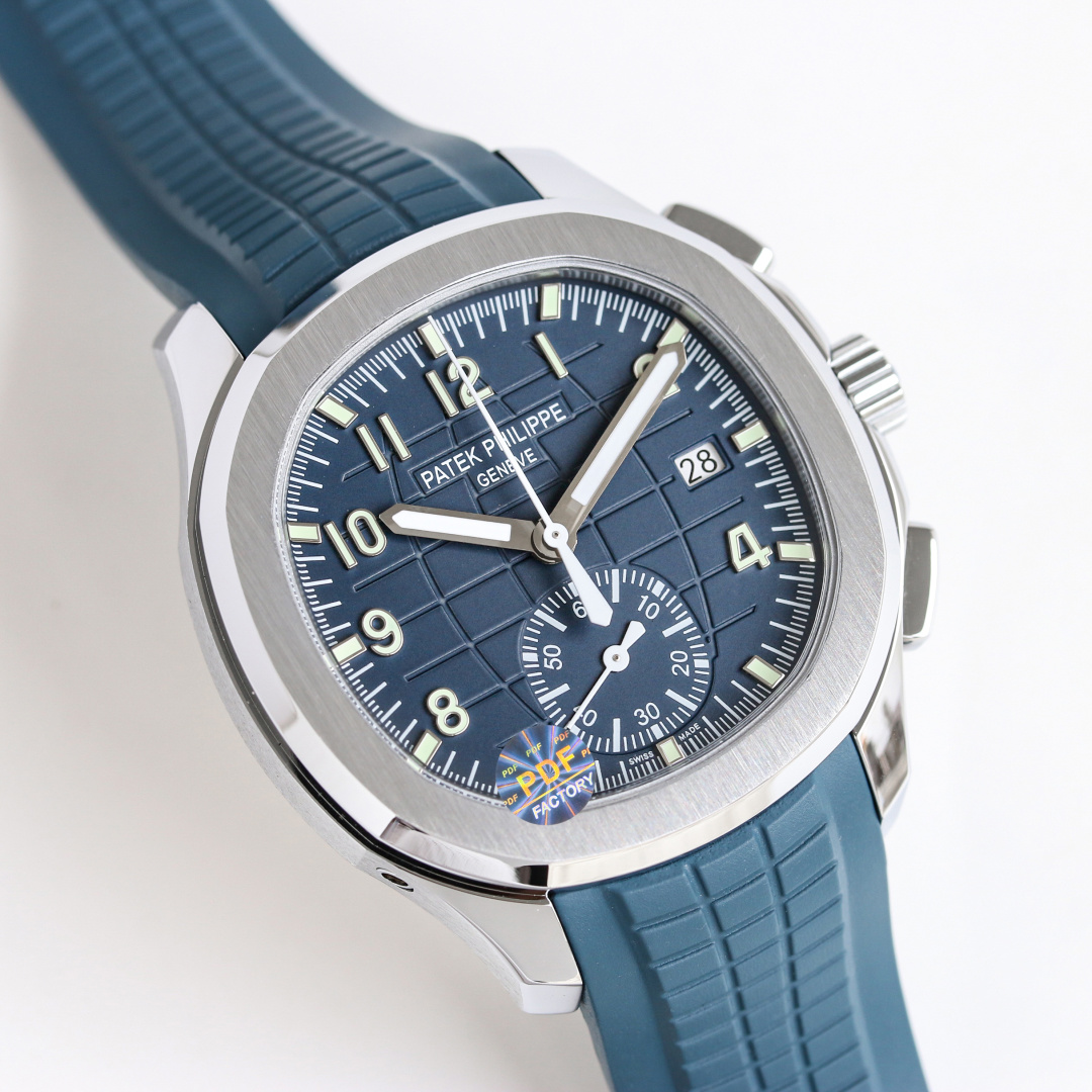 Patek Philippe Aquanaut 42.2mm Rose Gold - watch0757 - Image 2