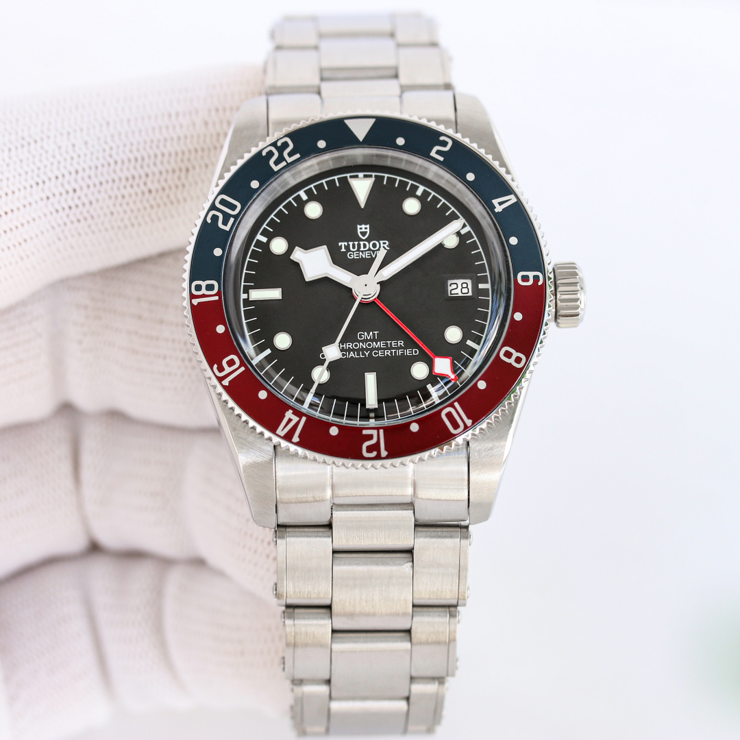 Rolex GMT-Master 41mm White / Gold - watch0769 - Image 2