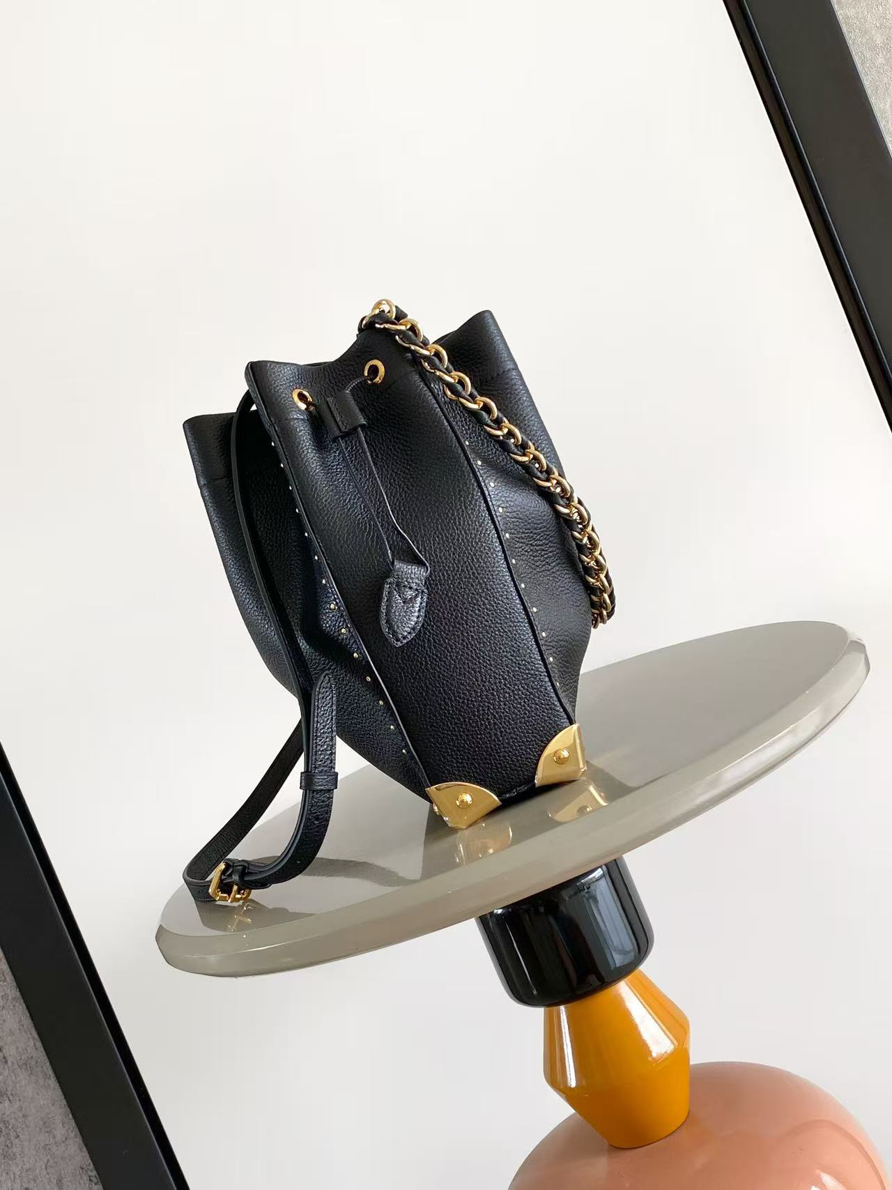 lv0150 Louis Vuitton M29131 M29391 Bucket Bag with Dynamic Code - Image 2
