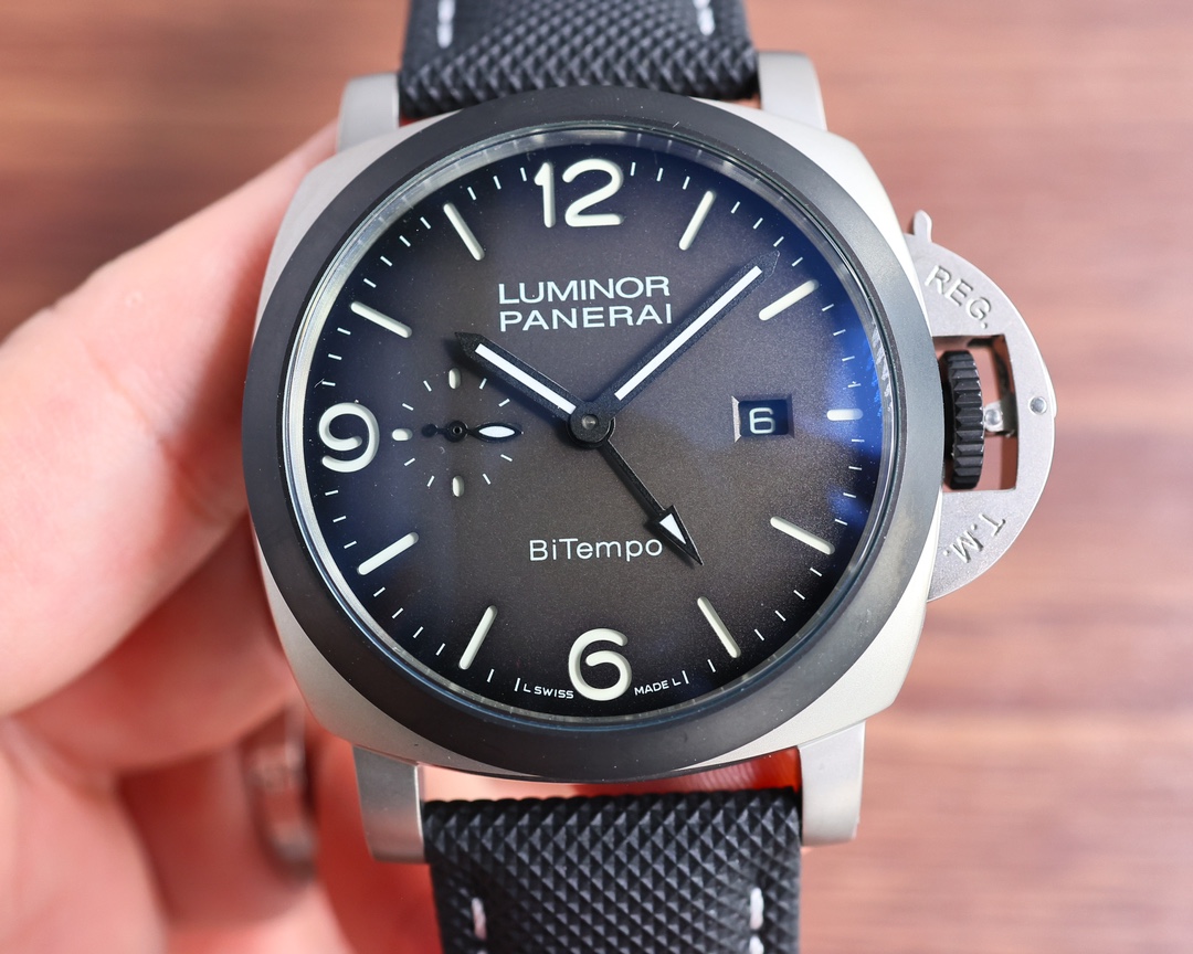 Classic Watch 47mm - watch0887 - Image 2