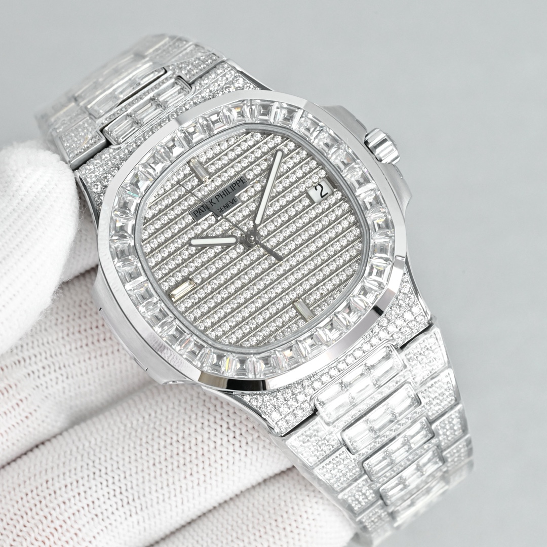 Patek Philippe Nautilus 40mm Gold / Rose Gold - watch0958 - Image 2