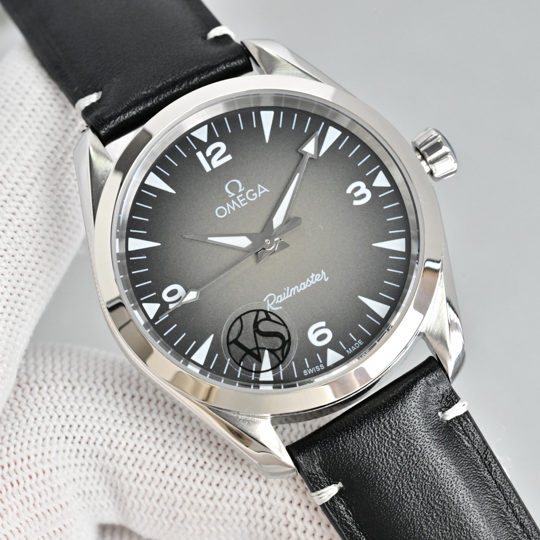 Omega Seamaster 36mm Silver - watch0961 - Image 2
