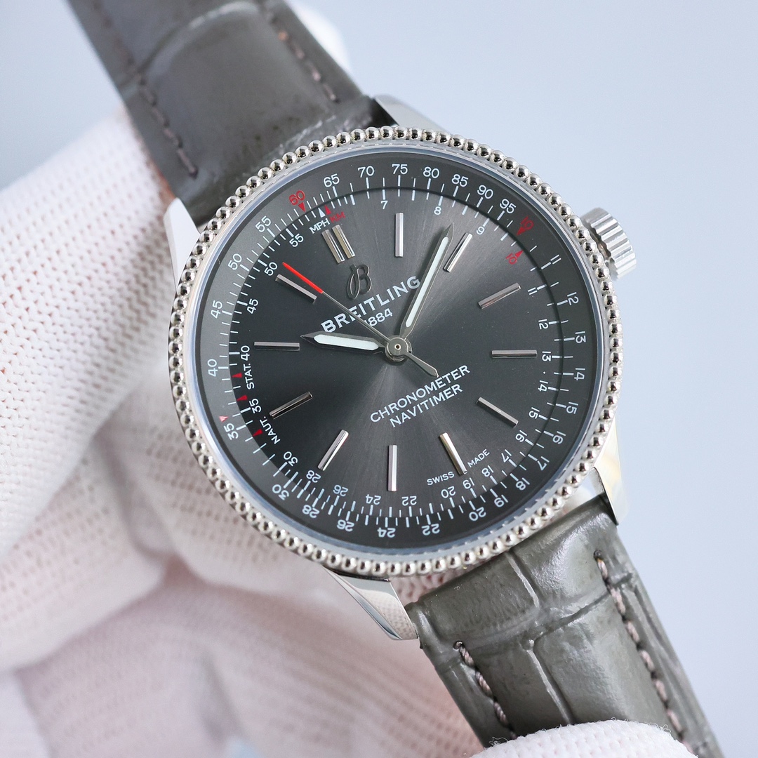 Breitling Navitimer 35mm White / Blue - watch0998 - Image 2