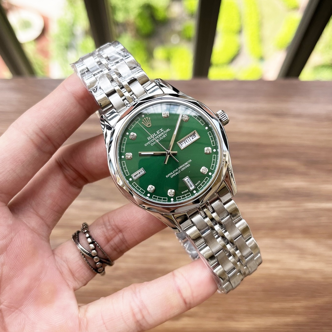 Classic Watch Silver - watch1057 - Image 2