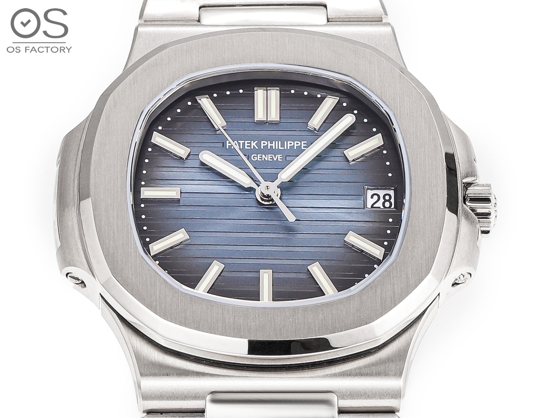Patek Philippe Nautilus 40mm Rose Gold / Silver - watch1228 - Image 2