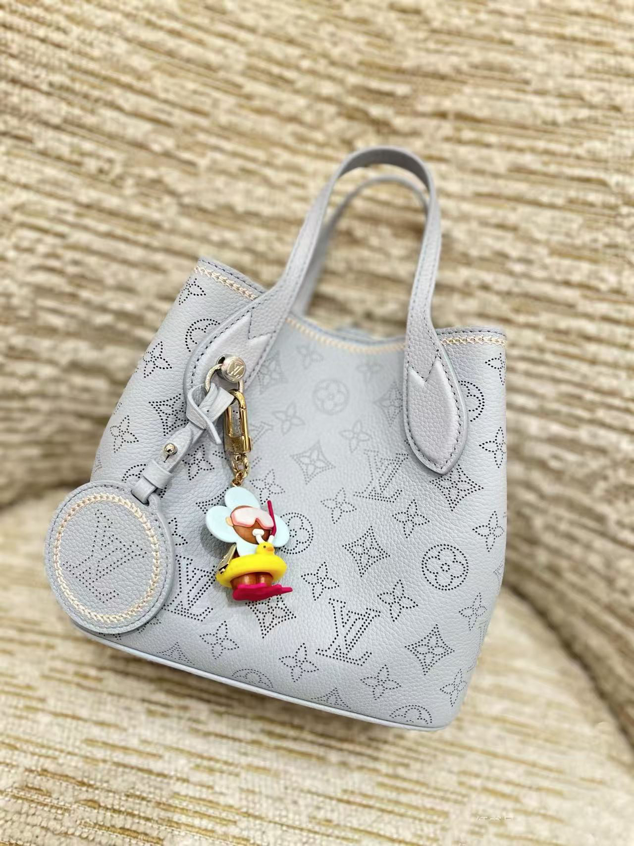 lv0203 Louis Vuitton M29375 M21849 Bag - Image 2