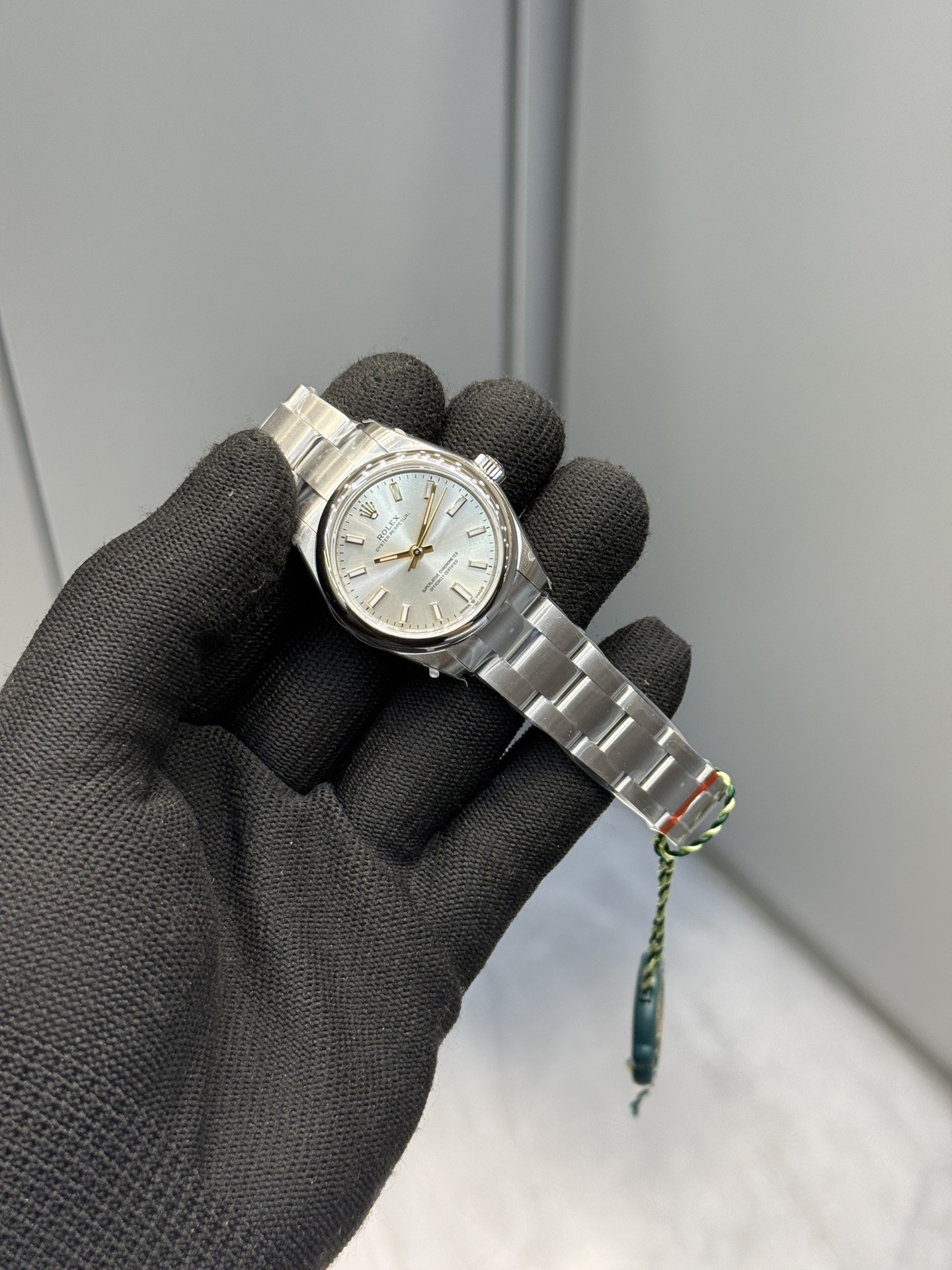 Rolex Oyster Perpetual 31mm - watch1505 - Image 2