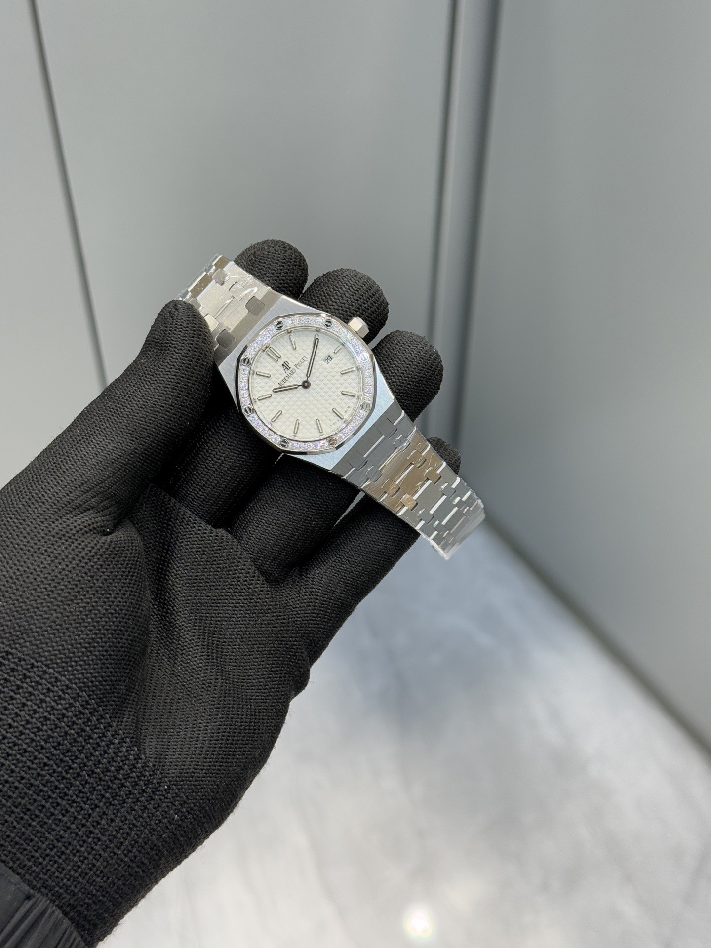 Audemars Piguet Royal Oak 33mm - watch1506 - Image 2