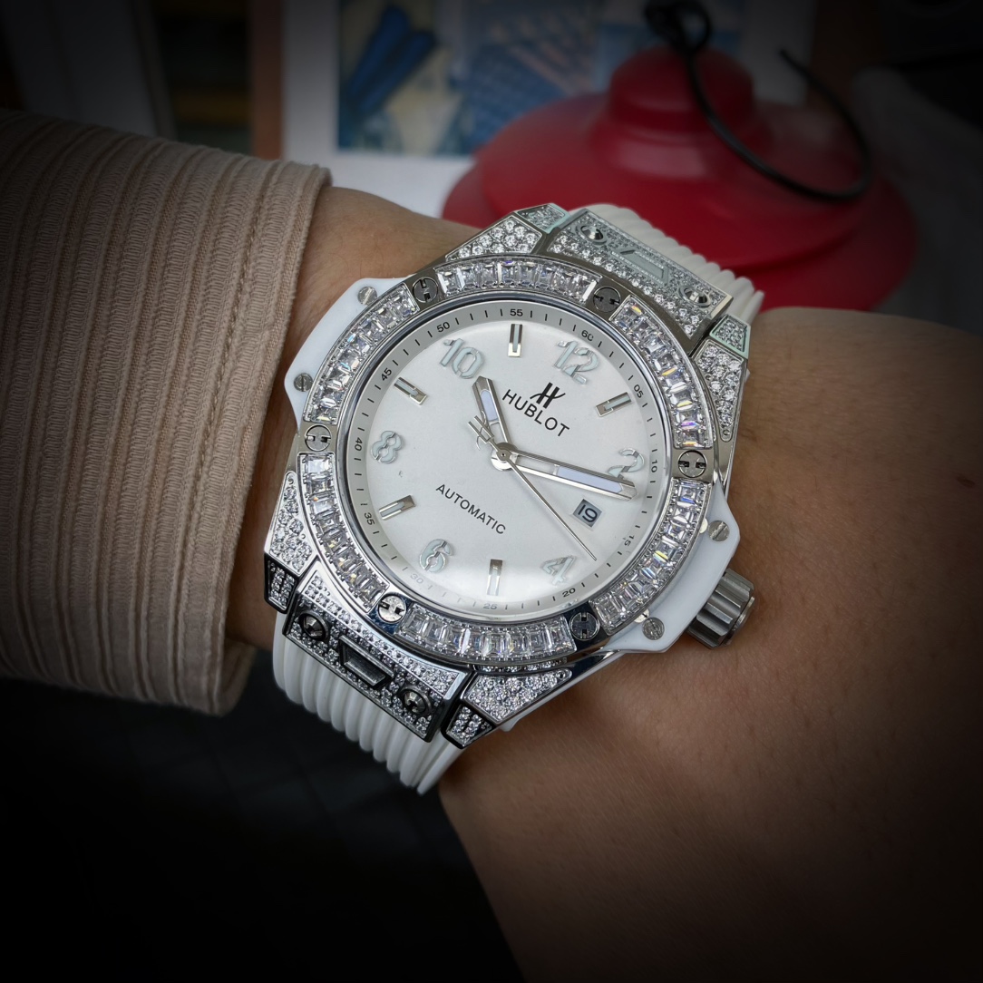 Hublot Big Bang 43mm White / Silver - watch1521 - Image 2