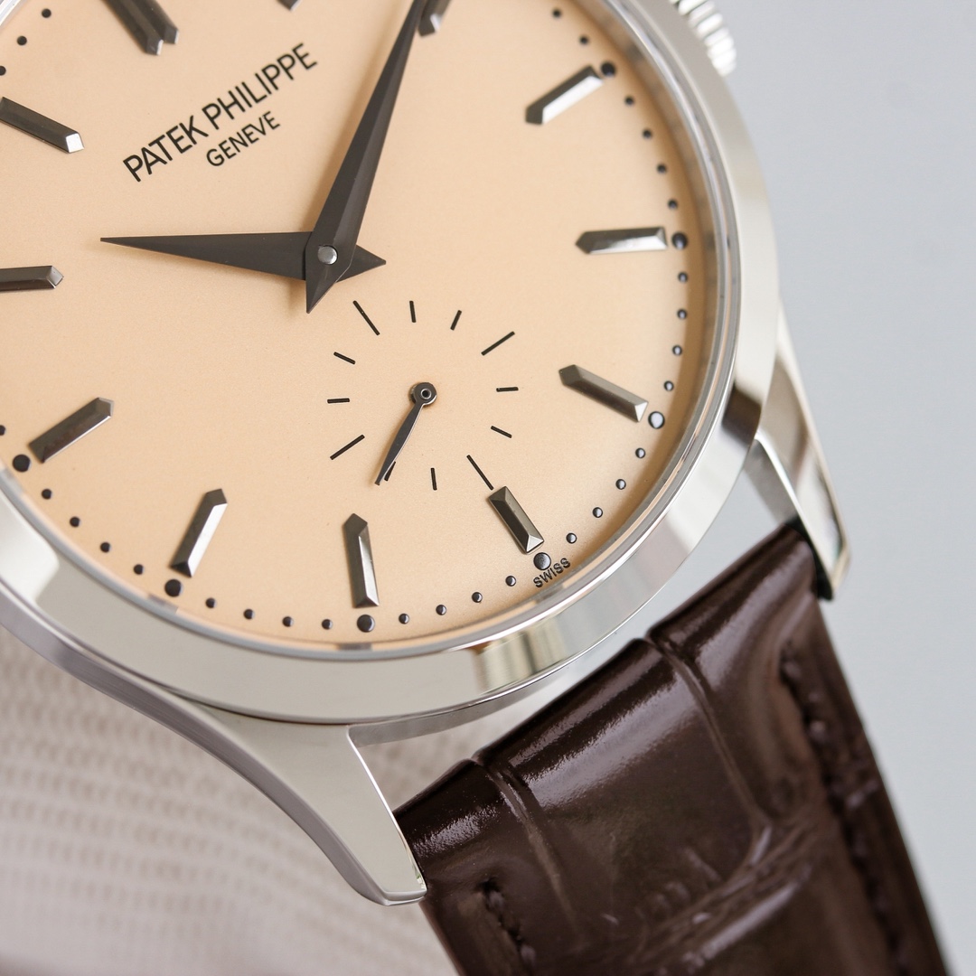 Patek Philippe Watch White / Gold - watch1570 - Image 2