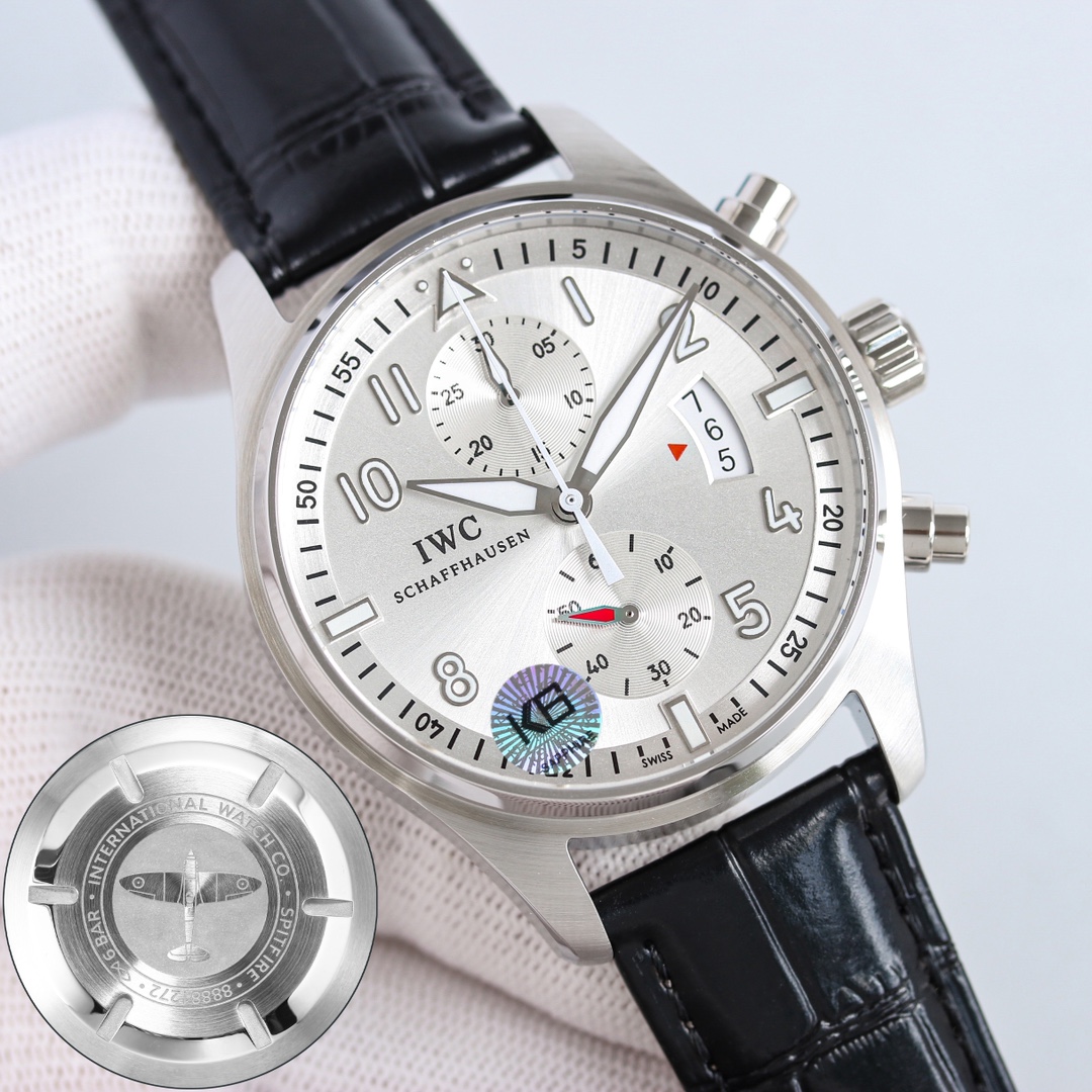 IWC Pilot White / Rose Gold - watch1600 - Image 2