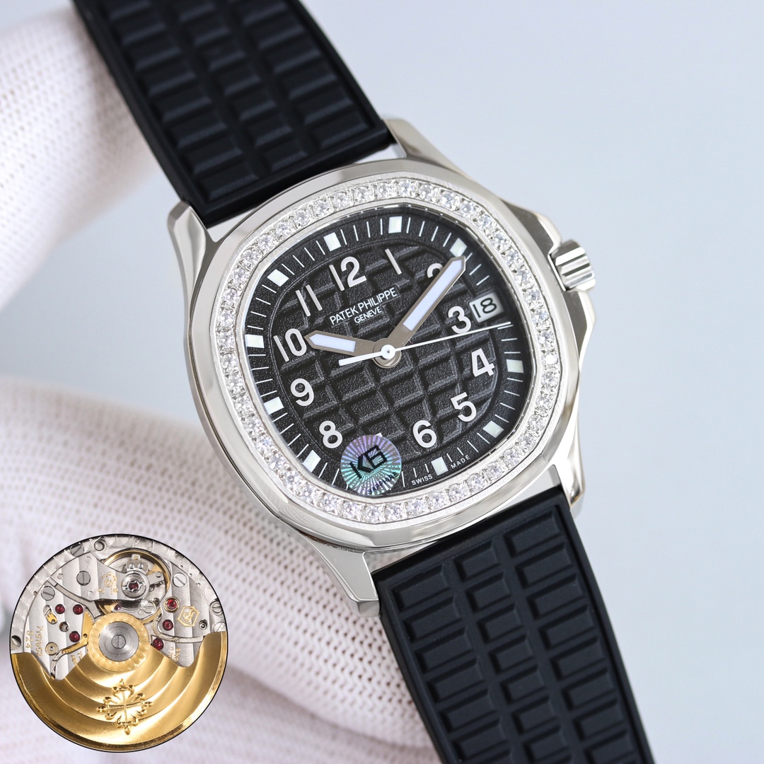 Patek Philippe Aquanaut 35.6mm Silver - watch1633 - Image 2
