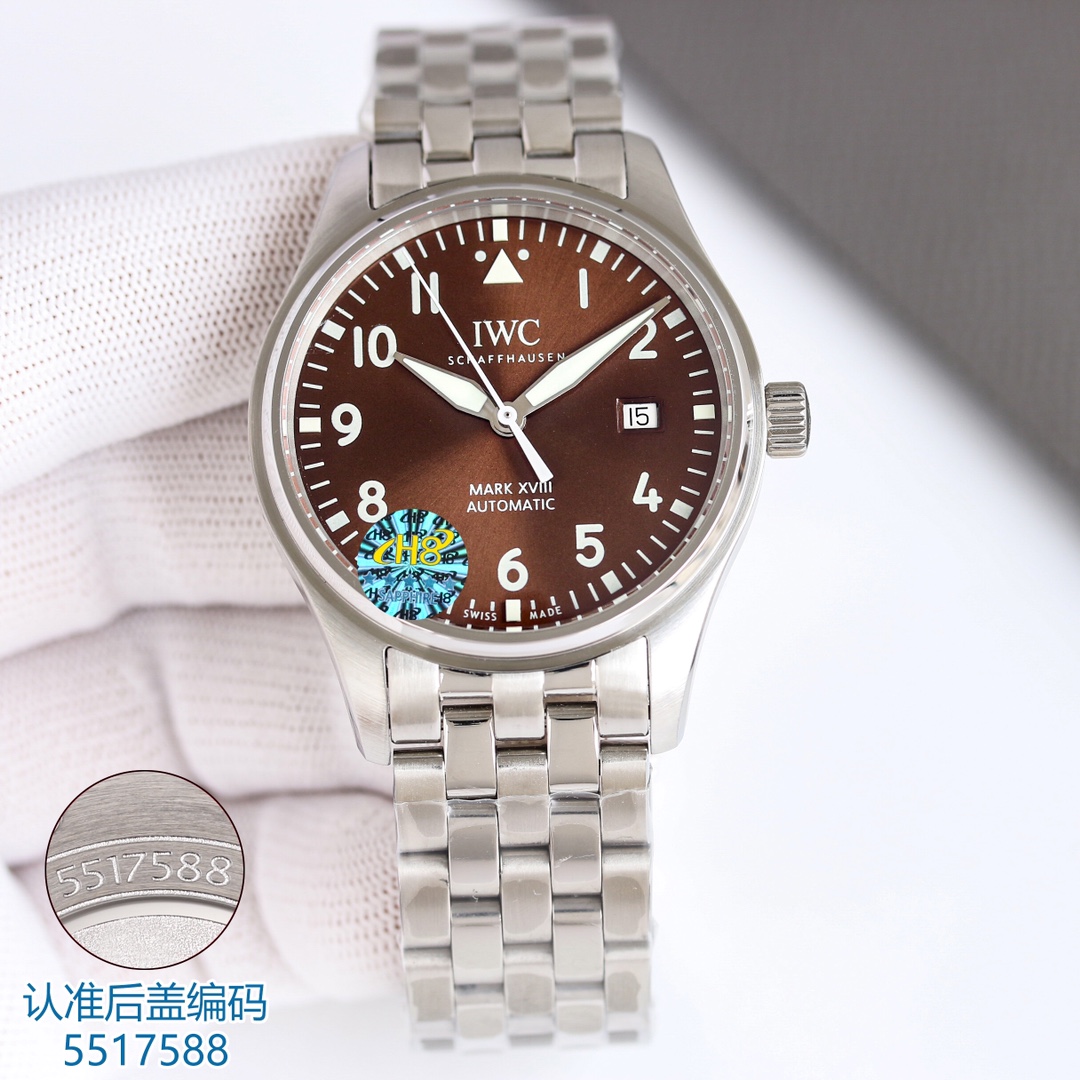 IWC Pilot 40mm Silver - watch1648 - Image 2