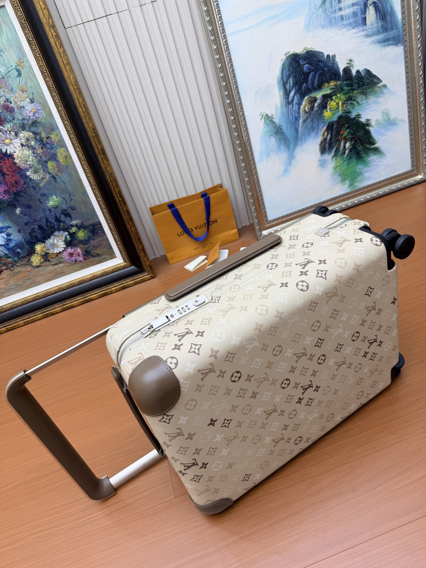 lv0215 Louis Vuitton AM29160 Bag - Image 2