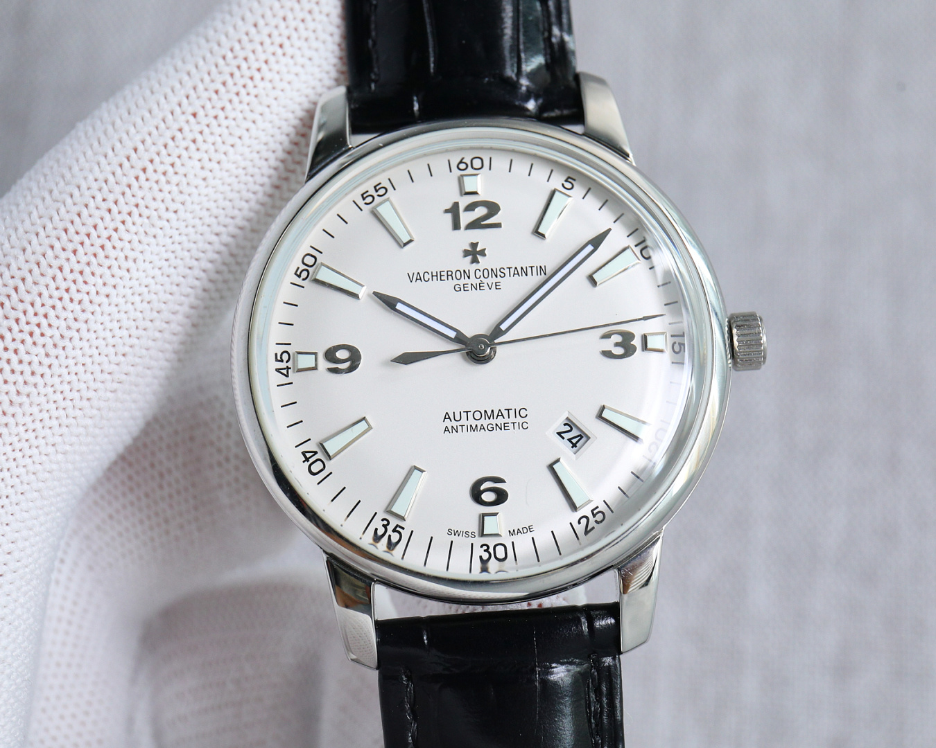 Vacheron Constantin Overseas 41mm White - watch1795 - Image 2